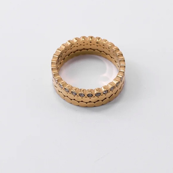 CZ Set Ring - Picture 4 of 5